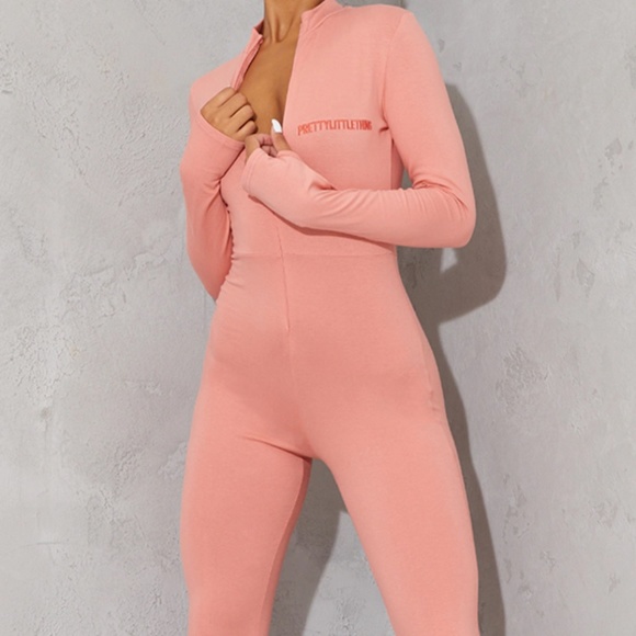 NWT Pretty Little Thing Women’s Clay Embroidered Zip Front Catsuit/PLT - Picture 5 of 10